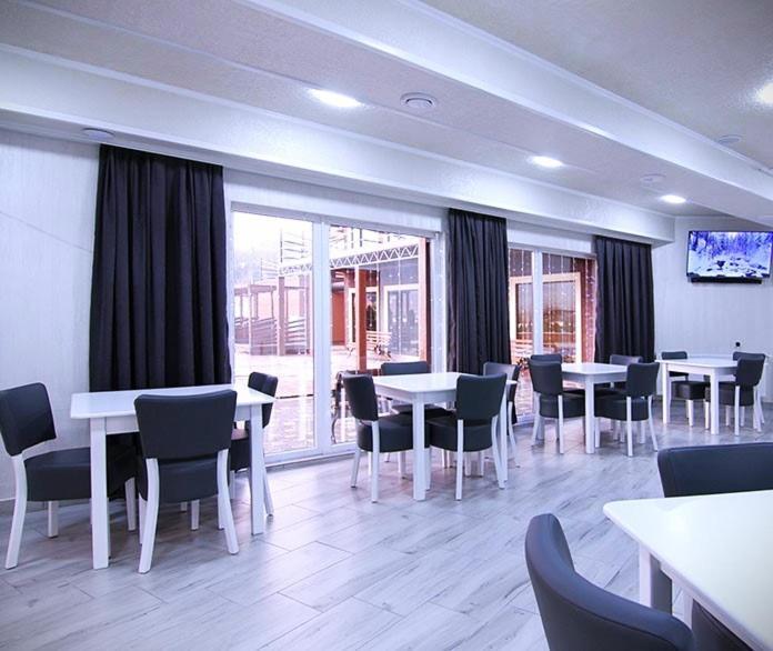 Four Seasons In Carpathians Hotell Migovo Exteriör bild