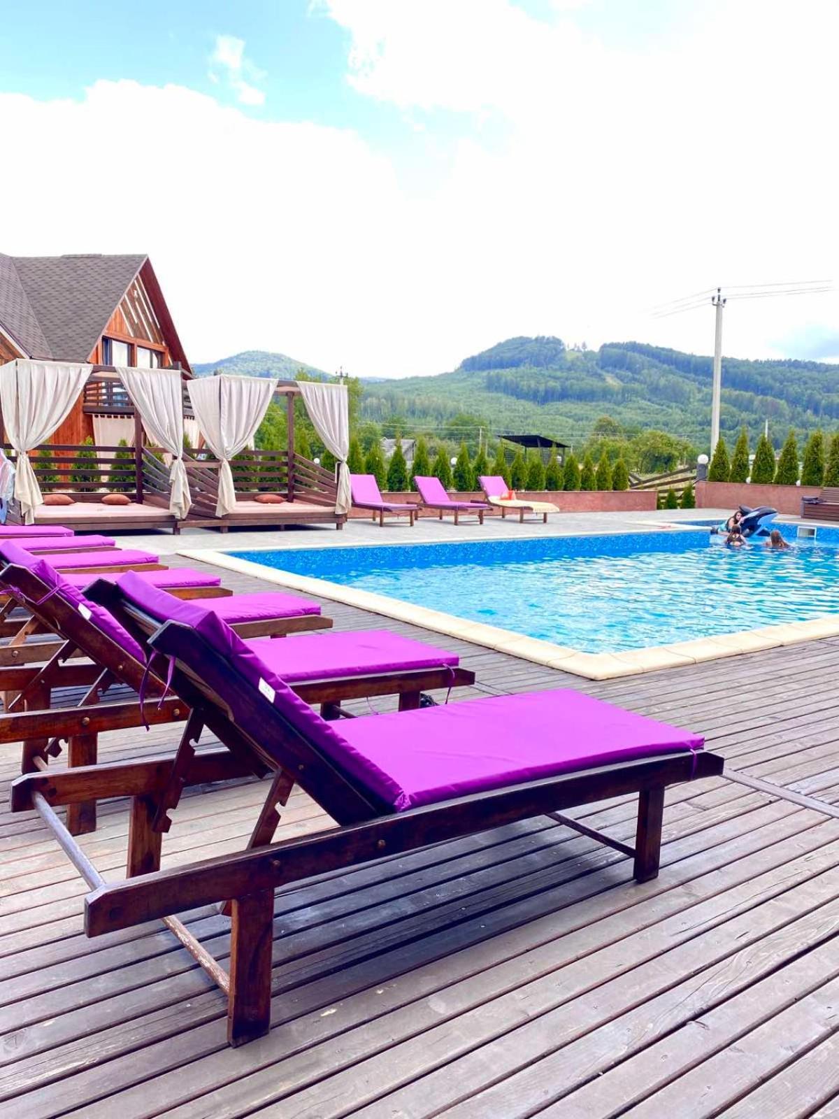 Four Seasons In Carpathians Hotell Migovo Exteriör bild